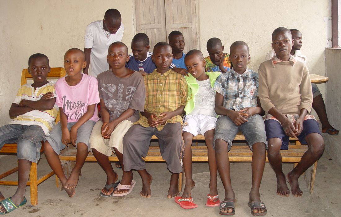 Reintegration Von Strassenkindern In Burundi